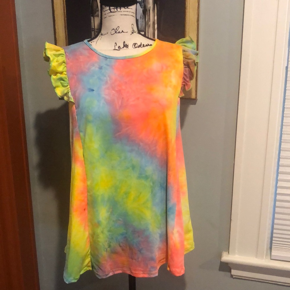 Perfect Peach Tie-Dye Swing Tank w/ Ruffle Sleeves